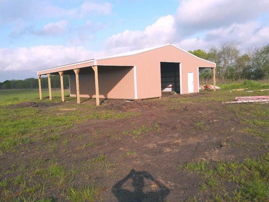 premium-custom-pole-barn-construction